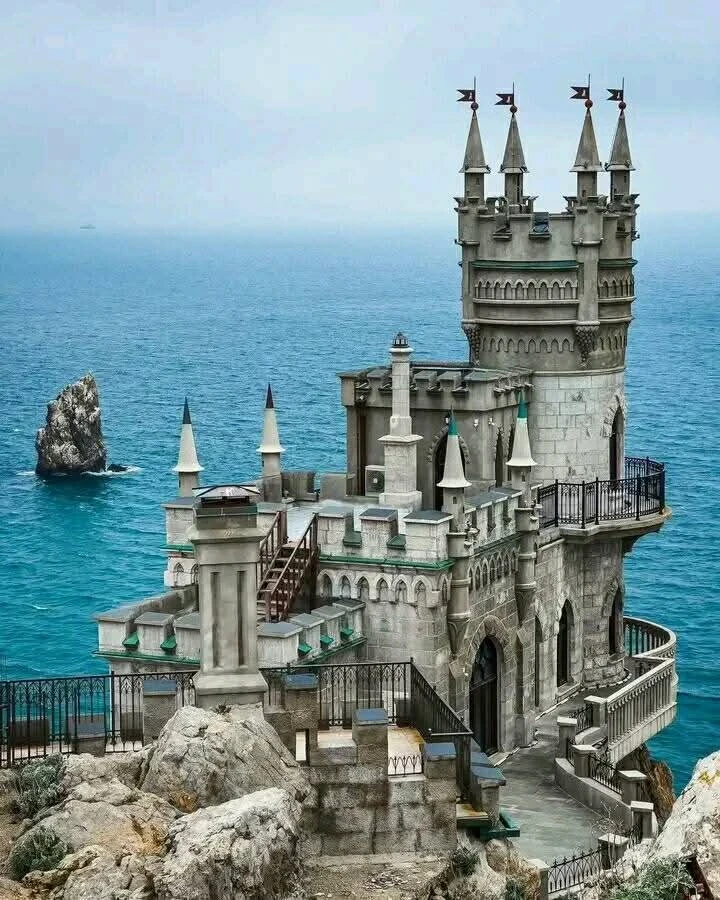 قلعة السنونو في جزيرة القرم - عدسة الجمهور - وكالة ستيب نيوز