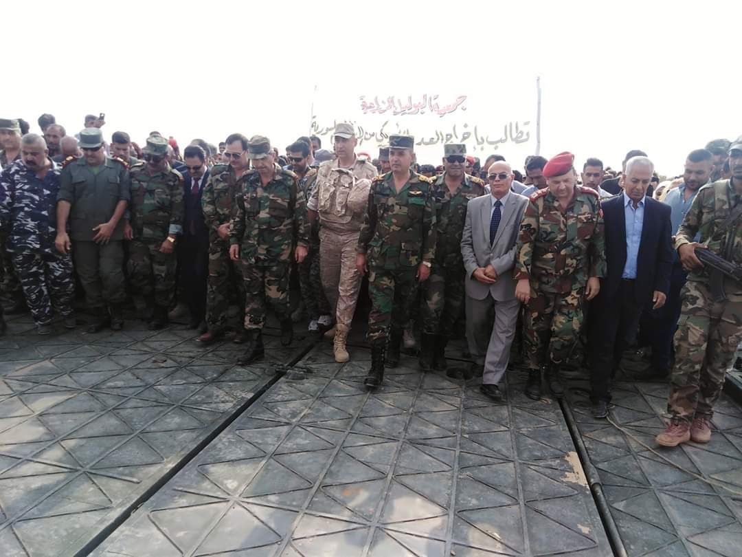 النظام السوري بحضورٍ روسي يفتتح جسراً في ديرالزور لأعماله العسكرية 
