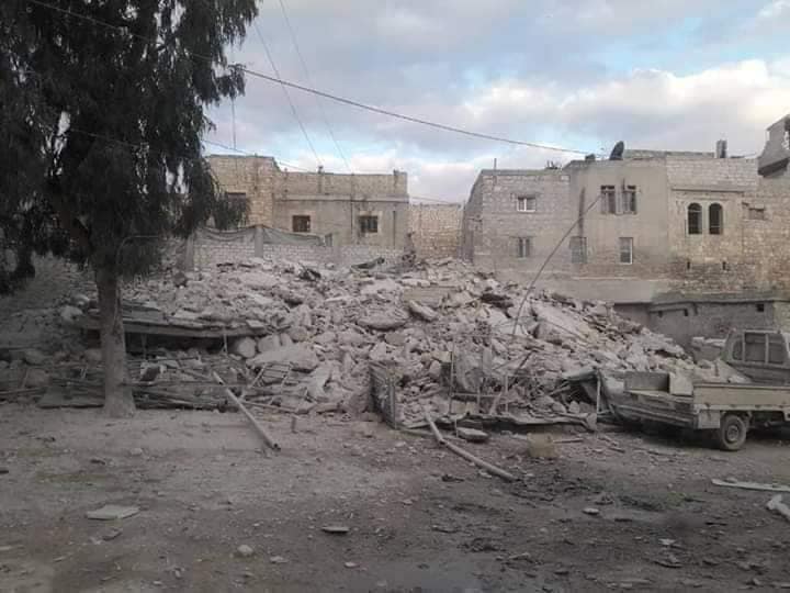 صور || قتلى وجرحى بانهيار مبنى في مدينة حلب.. التفاصيل