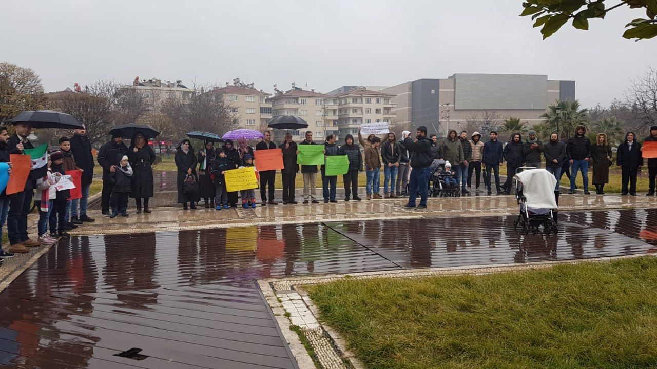 مظاهرات حاشدة لأجل إدلب في مدن تركيا وألمانيا .. وشعارات منددة (شاهد)