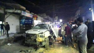 إصابة قيادي بفصيل "الجبهة الشامية" ومرافقيه بانفجار استهدف سيارتهم بمدينة عفرين (صور)