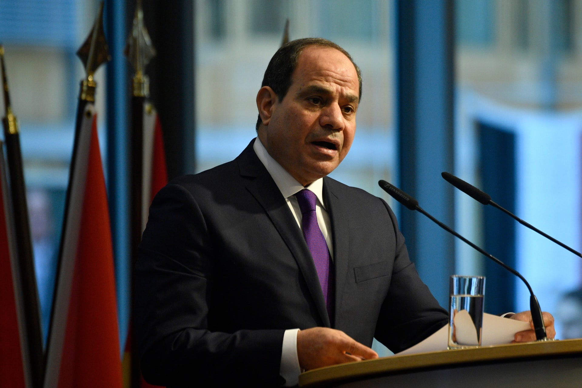 الرئيس المصري يوقع قانوناً يخص ختان الإناث