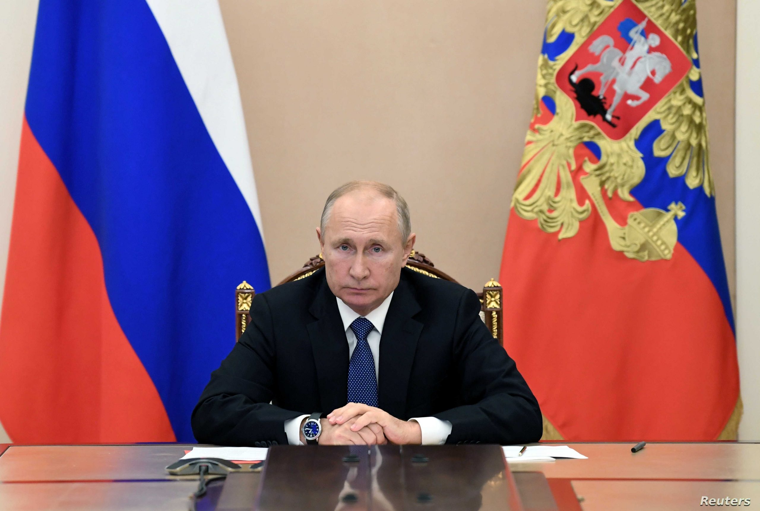 بوتين يبدي استعداده لإجراء محادثات مع الرئيس الأوكراني بشرط