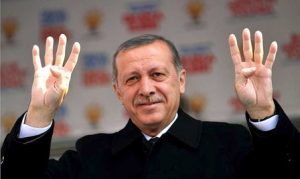 وسائل إعلام إماراتية تكشف خطوةً غير اعتيادية أقدمت عليها تركيا بحق قيادات إخوانية على أراضيها