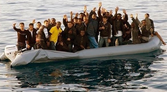 - مهاجرون يصلون إلى إيطاليا