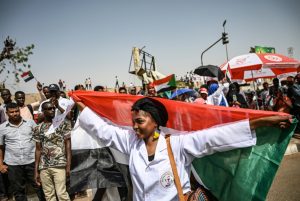 مستشار البرهان يعلّق على التغييرات في 25 أكتوبر والمرحلة الانتقالية في السودان
