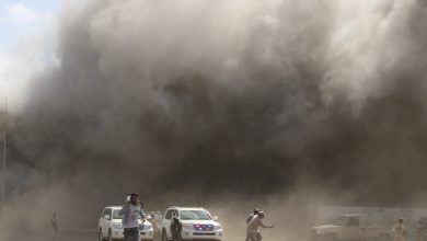 قتلى وجرحى بتفجير استهدف موكب مسؤولين بمدينة عدن جنوب اليمن