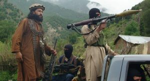 الإعلام الأفغاني يبث مقاطع توثق سيطرة "طالبان" على مواقع عسكرية إيرانية (فيديو)