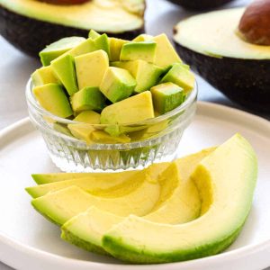 how to cut an avocado 12 1200