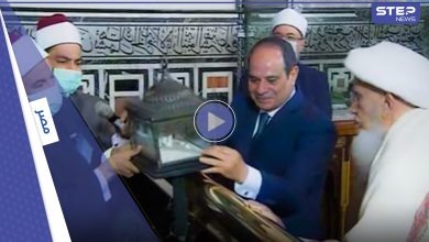 بالفيديو|| من بينها قميص النبي (ص) ... السيسي يتفقد حجرة المقتنيات النادرة للرسول الكريم بمسجد الحسين