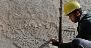 شاهد || اكتشاف أثري مثير في الموصل العراقية.. يعود لأكثر من 2700 عام