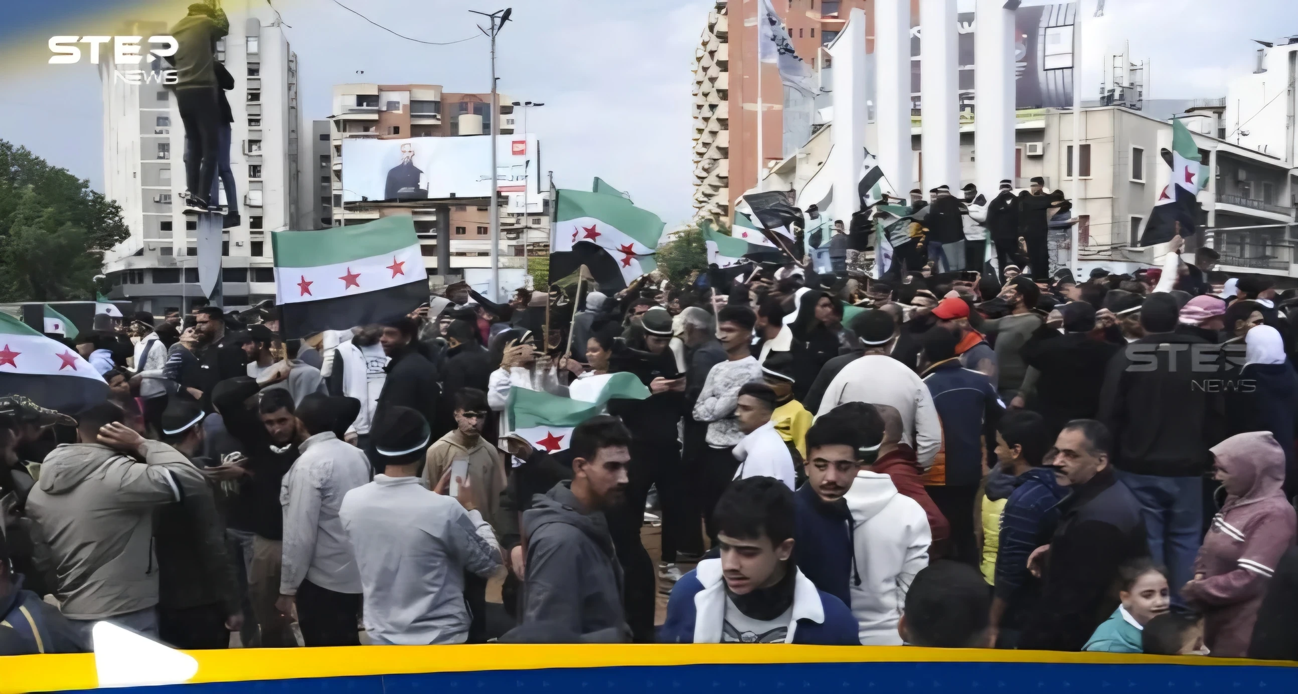 أسوة بباقي الأقليات.. العلويون يستعدون لإطلاق "المجلس السياسي لوسط وغرب سوريا"
